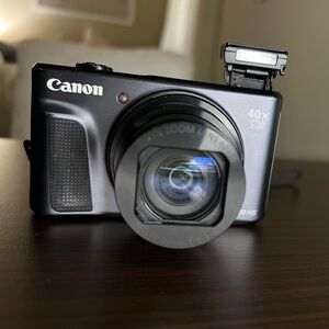 Canon Powershot SX720 HS